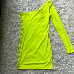 Fashion dress with slid to the left side